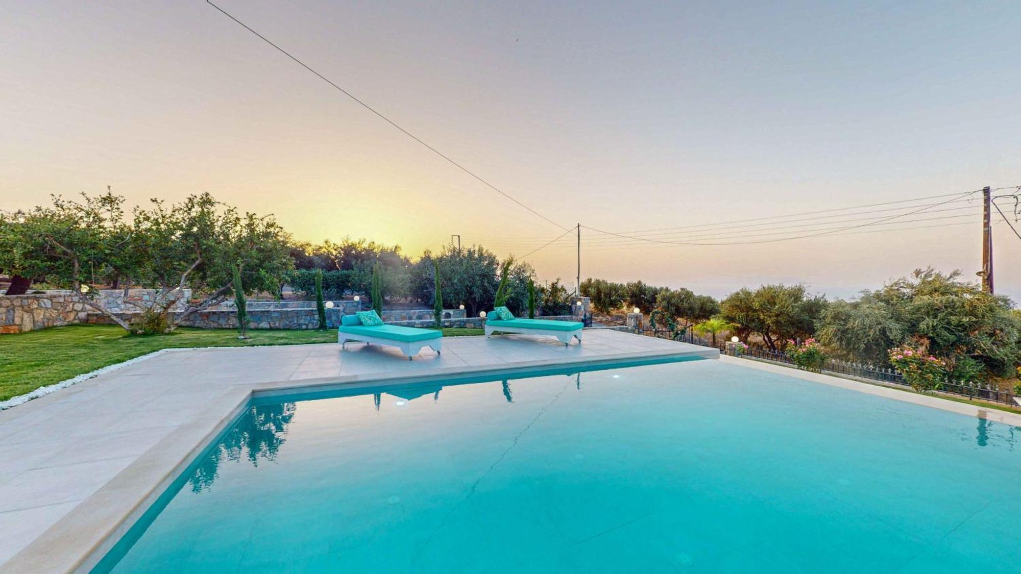 Manetti With Private Pool And Garden By Hospi Villa