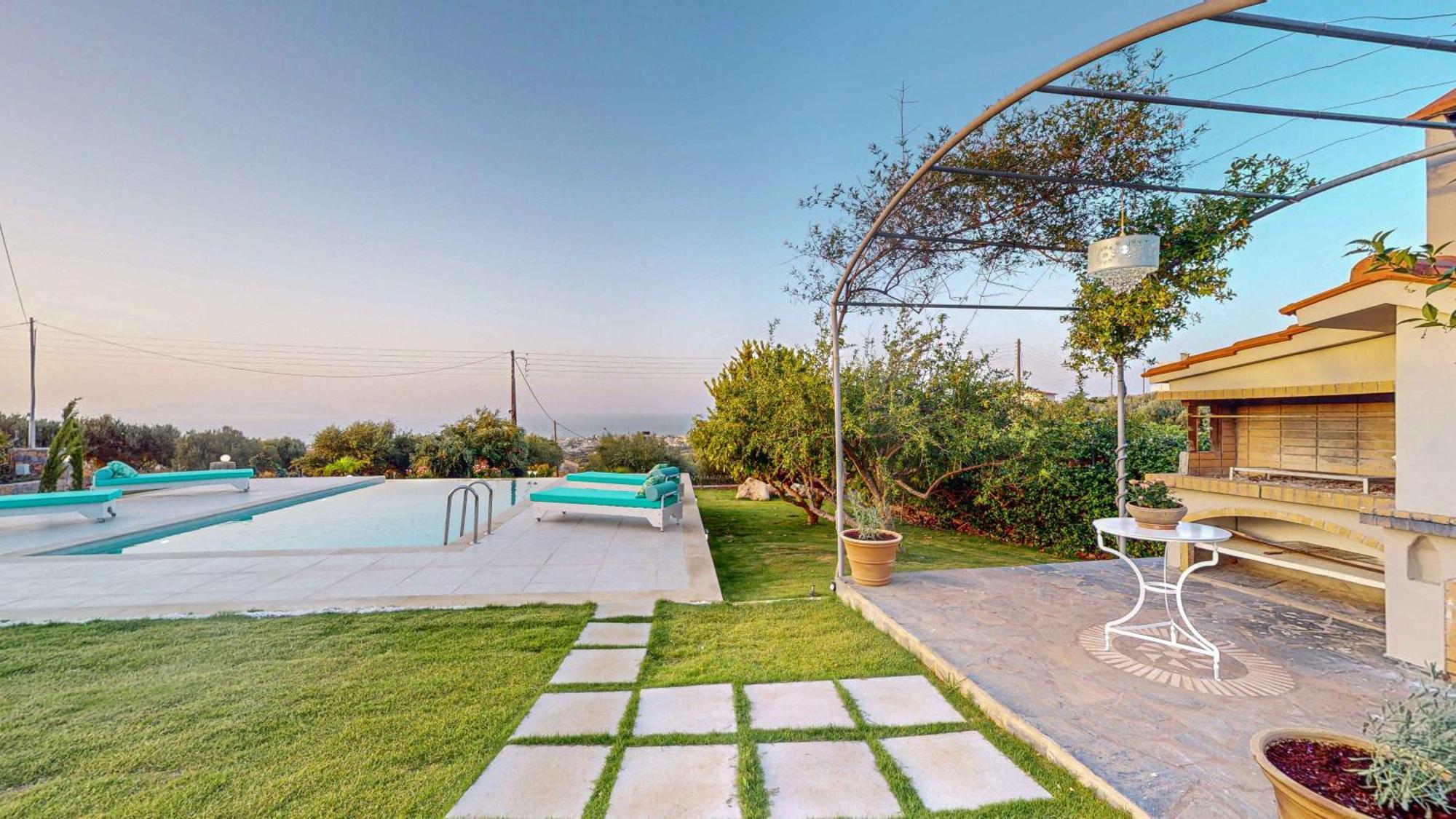 Manetti With Private Pool And Garden By Hospi Villa
