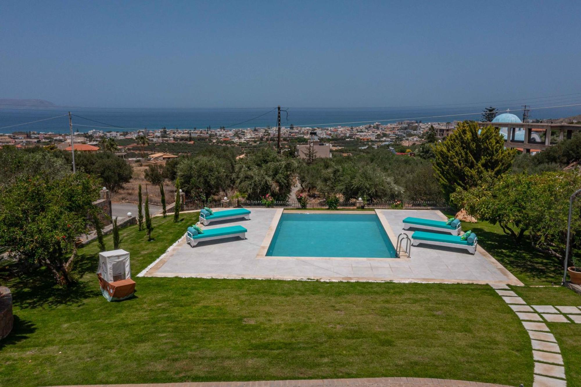Villa Manetti With Private Pool And Garden By Hospi Héraklion