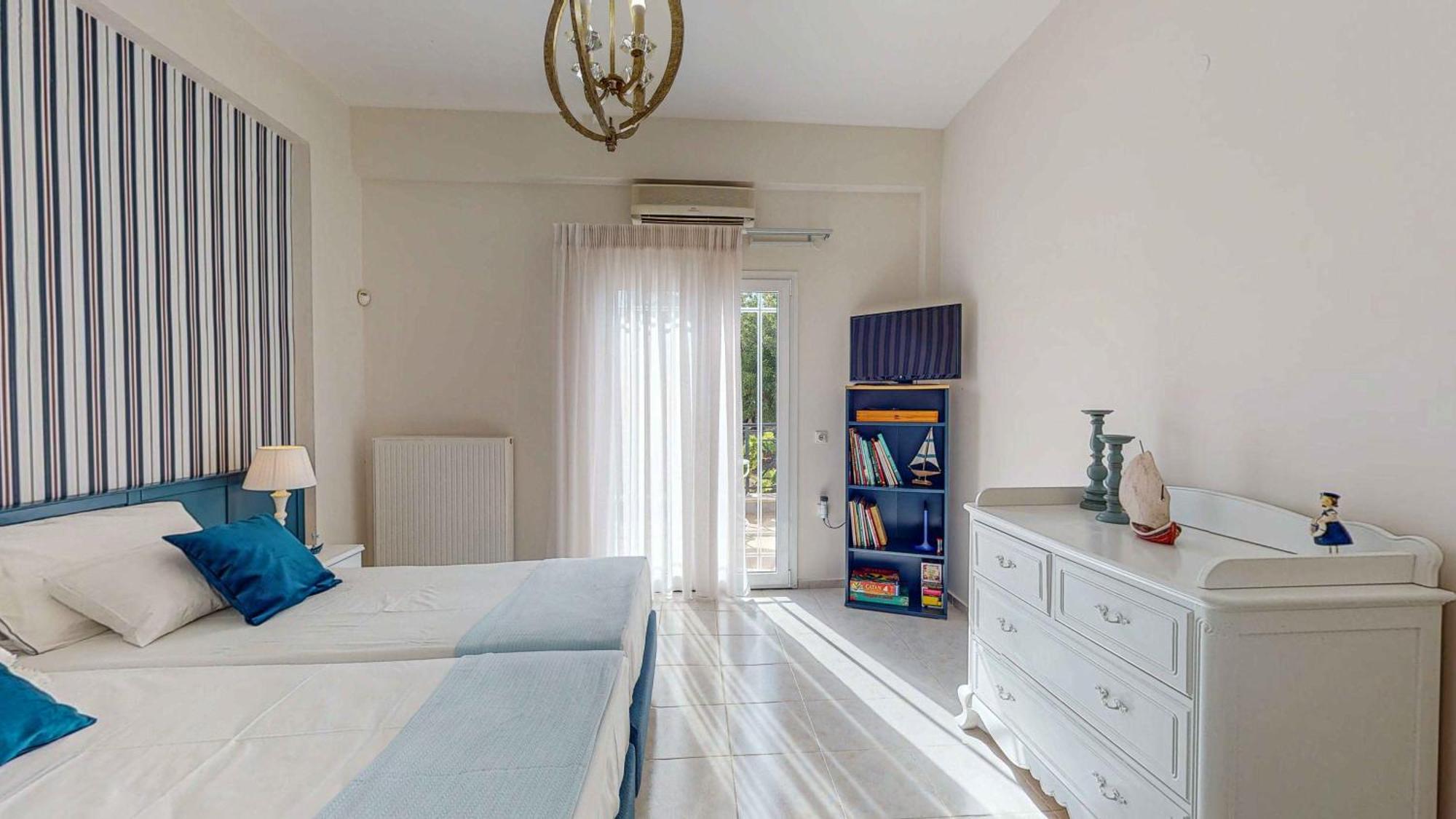 Manetti With Private Pool And Garden By Hospi *